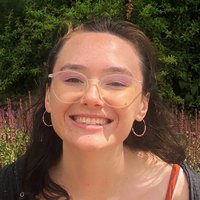 Headshot of Rosie Clewett.