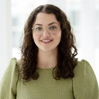 Headshot of Becca Harrington.