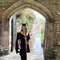 Headshot of Laura Flanagan.