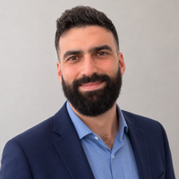 headshot of Jonathan Greenstein.