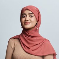 Headshot of Maham Shabir.