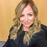 Headshot of Emma Hunter.