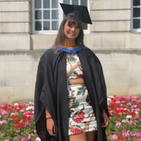 Headshot of Ellie Worden.