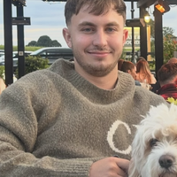 Headshot of Matthew Farrow.