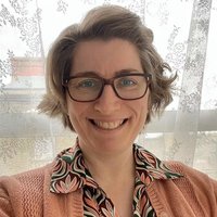 Headshot of Amy Miller.