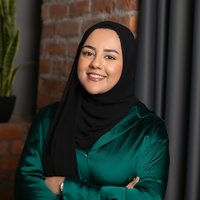 Headshot of Malaikah Khattak.