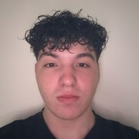 Headshot of Pedro Alves.