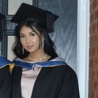 Headshot of Iqra Samad.